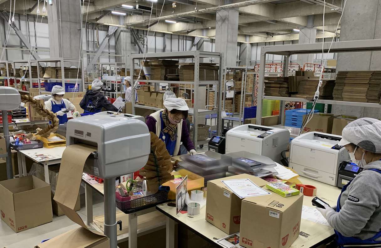 熟練手作業の封入